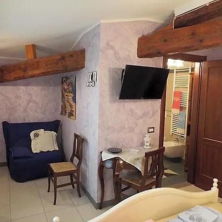 Oda ve Kahvaltı Il Portico Praticello di Gattatico
